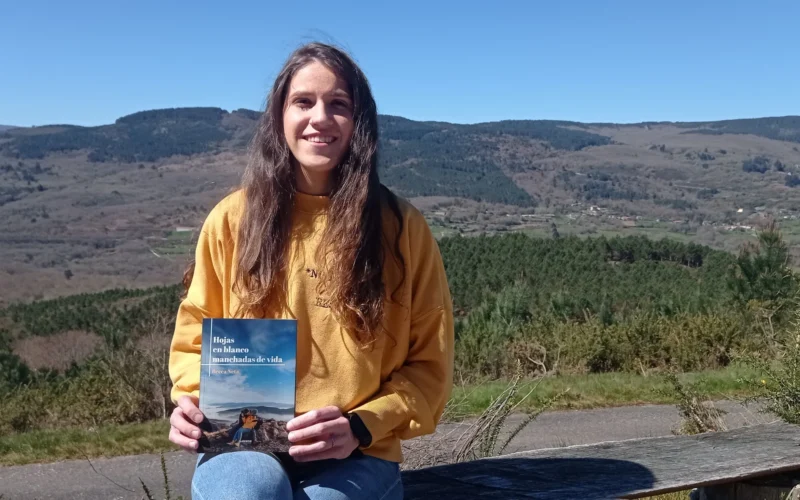 Rebeca Neta transforma emociones en poesía en su nuevo libro