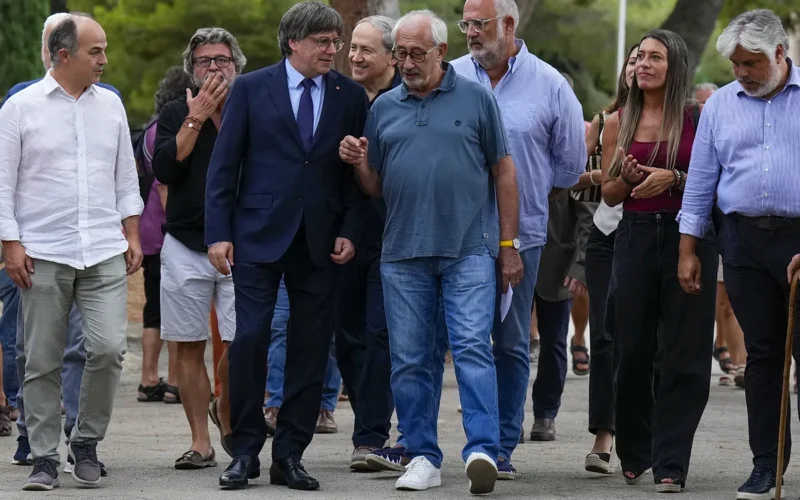 Junts señala de nuevo a los jueces: «Lo que deberían hacer Marchena y Llarena es presentarse a las elecciones por Vox»