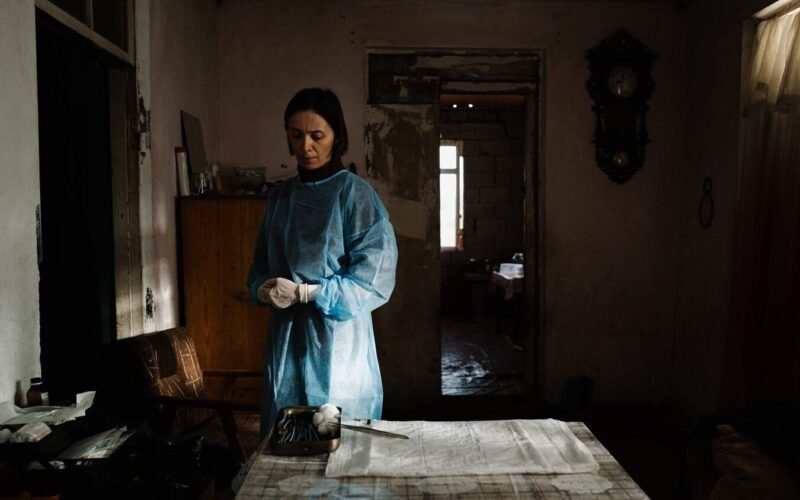 ‘April’: El barro, la sangre y el cine transparente