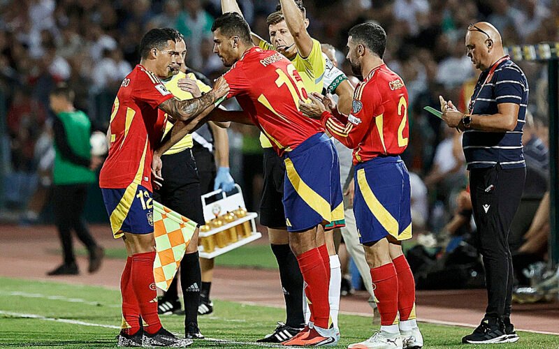 Rodri y Carvajal, el regreso de dos pilares de España: «Se lo merecen. Ha sido lo más importante del partido»