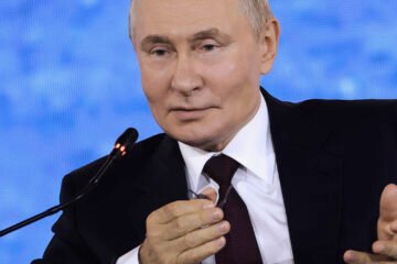 Putin avisa de que las tropas occidentales en Ucrania serían «objetivos legítimos» e insiste en que Zelenski vaya a Moscú