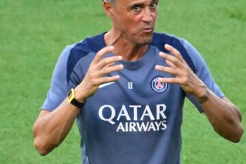 Luis Enrique sufre una fractura de clavícula tras un accidente de bicicleta