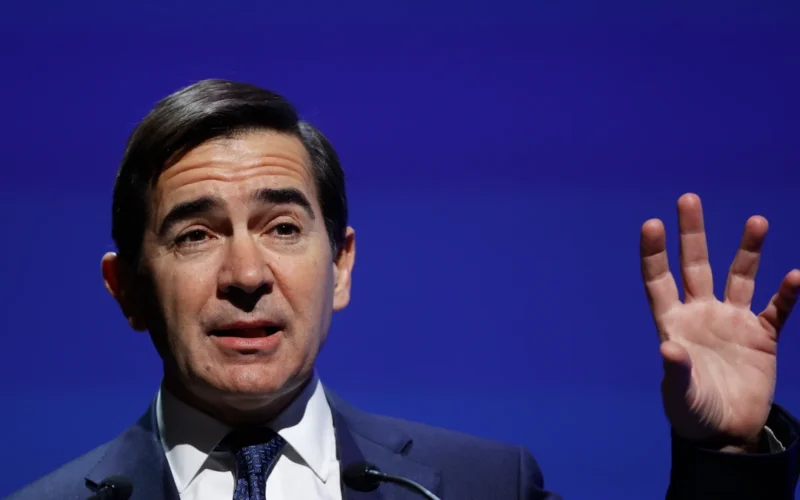 BBVA-Sabadell: solo son negocios y algo personal