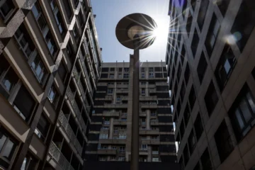 Esta fue la viral respuesta que una persona de barrio «pijo» dio en El Intermedio cuando le preguntaron si su «amigo rico» tiene segunda residencia