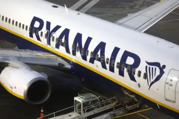 Multa a Ryanair de 1,34 millones por obstruir la investigación de abuso de mercado por su trato a las agencias de viaje