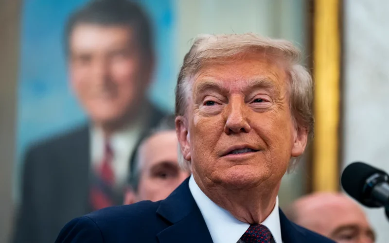 Trump eleva el paro de EE UU hasta el 4,3% en agosto, la tasa más alta desde 2021, y hunde la creación de empleo