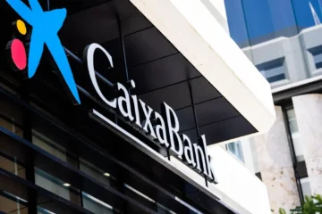 CaixaBank busca talento: teletrabajo, horarios flexibles y hasta 29 días de vacaciones