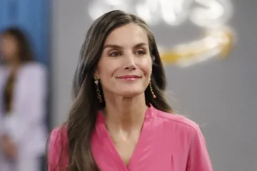 Amor, crisis y mucho humor: esta es una de las series favoritas de la Reina Letizia y la Familia Real