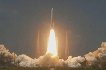 El cohete europeo Ariane 6 pone en órbita 32 satélites para la red Leo de Amazon