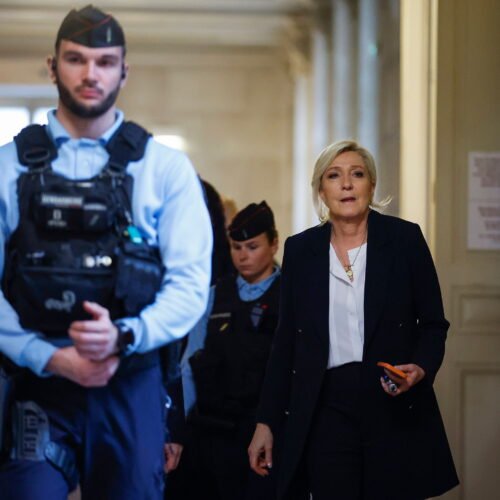 Marine Le Pen tendrá que esperar hasta el 7 de julio para saber si puede concurrir a las presidenciales