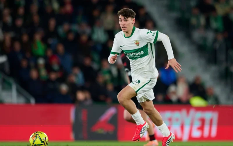 Rodrigo Mendoza ficha por el Atlético de Madrid y se convierte en el segundo traspaso más caro en la historia del Elche