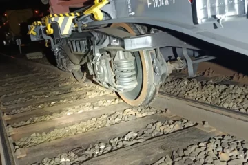 Silencio informativo oficial ante el descarrilamiento de un tren de mercancías peligrosas en Irún