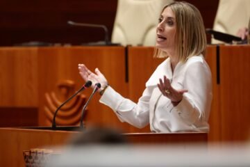 Guardiola, un lamento y varios giros