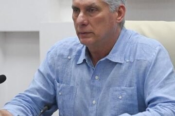 Cuba reconoce que negocia bajo presión con su enemigo EEUU