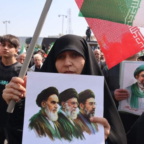 Irán anuncia la muerte de otros dos altos cargos en ataques israelíes