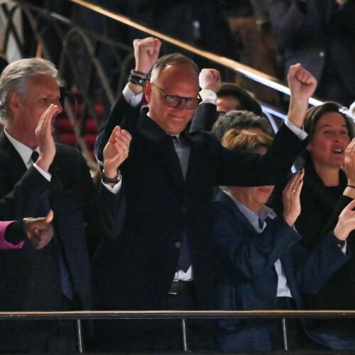 El ex primer ministro Édouard Philippe despunta como favorito para enfrentarse a Le Pen o Bardella en las presidenciales francesas de 2027