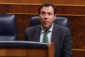 La web de Renfe, en el punto de mira: PP, PSOE y Sumar exigen en bloque mejoras urgentes en accesibilidad y eliminar las deficiencias