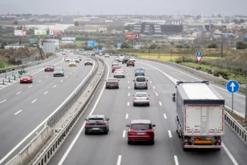 La Unión Europea cambia las normas de autobuses y camiones para 2030: estos los requisitos de emisiones