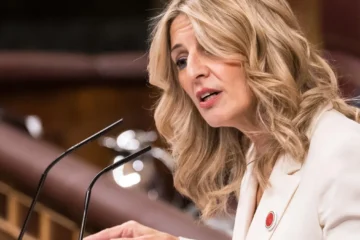 Díaz reta a Carlos Cuerpo: seguirá adelante con el nuevo registro horario solo con pequeños cambios