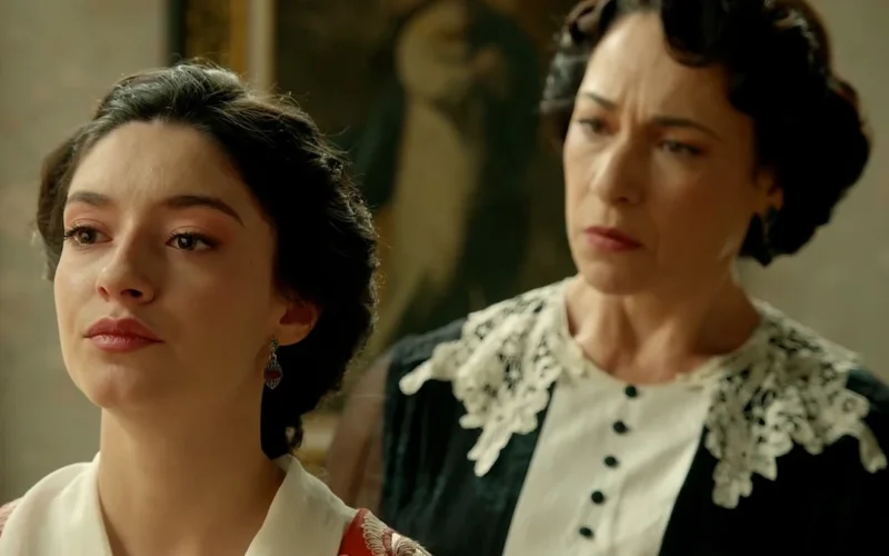 Josep Cister triunfa con ‘La Promesa’ en la tarde televisiva española con personajes femeninos basados en las mujeres de su vida