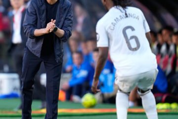 La cara de Militao, la cruz de Camavinga y la «culpa» (otra vez) de Arbeloa: «La derrota es toda mía»