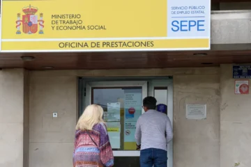 Confirmado por el SEPE: derecho a dos años de tiempo máximo de paro aunque sigas cotizando a partir de esta cifra