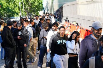 La Abogacía del Estado rechaza la suspensión de la regularización masiva de Sánchez y alega que el «interés general» se vería «gravemente dañado»
