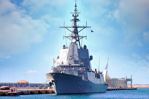 España y Japón, en busca de un acuerdo militar
