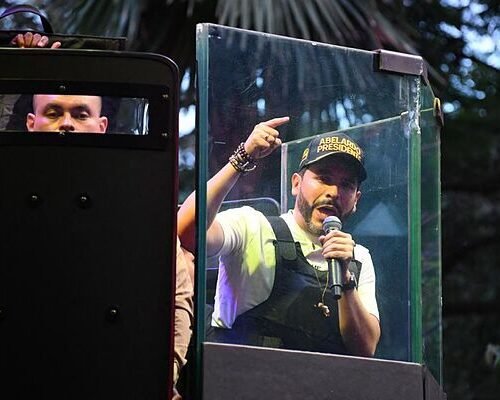 Asesinado a tiros un ex alcalde colombiano que trabajaba en la campaña del candidato ultraderechista