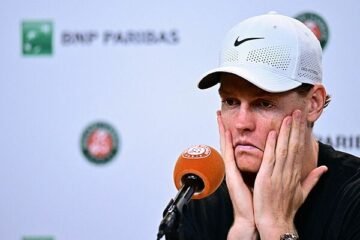 Sinner confiesa su desconcierto por su eliminación en Roland Garros: «He pasado una mala noche, pueden haberme afectado varias cosas»