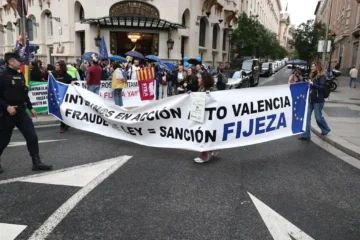 El Supremo avala convertir en fijos a los interinos con oposición aprobada que encadenan contratos temporales