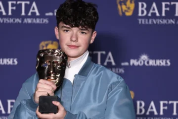 ‘Adolescencia’ arrasa en los BAFTA de televisión 2026 con cuatro premios y se consolida como el gran fenómeno del año