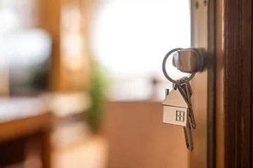 La Ley de Arrendamientos Urbanos avisa: estas cláusulas del contrato de alquiler pueden ser inválidas