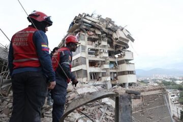 Terremoto en Venezuela, en directo | Últimos datos: 920 muertos, 3.360 heridos  y la ONU calcula que hay «más de 50.000 desaparecidos»