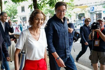 Page pide a Sánchez en Comité Federal «cortafuegos» y «responsabilidades» frente a la corrupción y Óscar López le responde que «el Gobierno se está partiendo la cara»