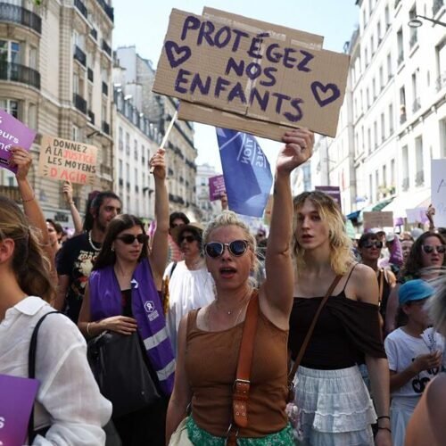 Miles de personas se manifiestan en Francia para pedir una ley integral contra la violencia sexual