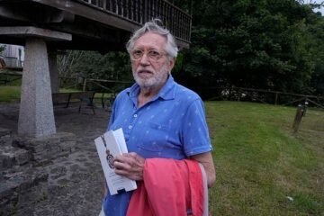 Francisco Llera: «No reconocernos en el ‘demos’ deslegitima el proceso democrático»