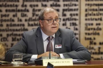Pedraz imputa al ex jefe de gabinete de Sánchez y ex presidente de Correos en el ‘caso Leire’