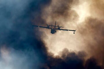 Macron anuncia que ha solicitado el mecanismo de protección civil de la UE por los incendios