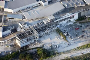 Se teme que haya «numerosos muertos» dentro de un centrocomercial en Kumamoto (Japón) tras un fuerte terremoto