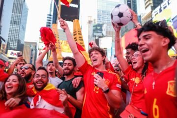 Los españoles no escatimaron en la final del Mundial: su gasto en bares y locales nocturnos de Nueva York se disparó un 264%