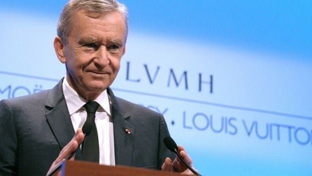 Bernard Arnault, consejero delegado de Louis Vuitton, condenado a pagar al fisco francés 22,5 millones de euros por montaje financiero