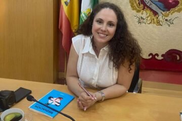 NOELIA SUÁREZ GÓMEZ REVOLUCIONA LA GESTIÓN DEL CONFLICTO EN SU ENSAYO ‘LA MEDIACIÓN: LA MESA DE LAS OPORTUNIDADES’