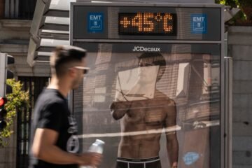 ¿Puedes faltar al trabajo si en tu comunidad autónoma hay aviso naranja o rojo por la ola de calor? El Estatuto lo aclara