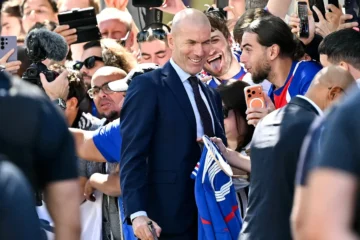 Zidane es el nuevo seleccionador de Francia: «Es una inmensa alegría, estoy muy feliz»