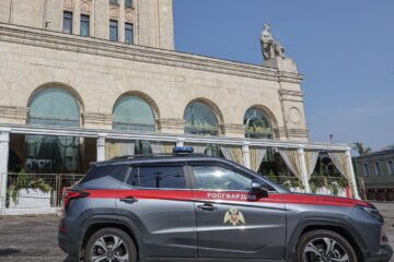El general ruso de la matanza de Bucha, probable objetivo de la explosión en un restaurante en Moscú que mató a tres personas