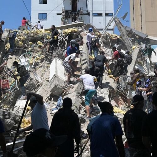 Terremoto en Colombia, última hora en directo | El seísmo desborda los hospitales de Cali: alerta roja y cuatro centros médicos evacuados