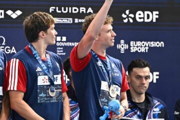 Un soberbio Marchand empuja a Francia hasta la plata en el relevo de 4×200 libre