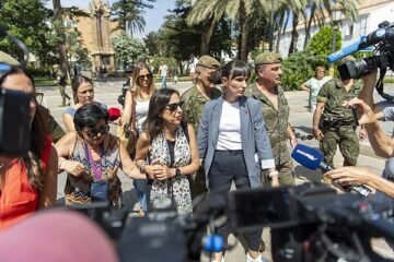 Margarita Robles no confirma si irá al Senado el 18 de agosto y advierte a Marruecos sin citarlo: «Ceuta y Melilla no se tocan»