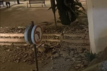 Un fuerte terremoto de intensidad 5 sacude Granada de madrugada y causa daños materiales